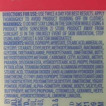 Photo of Vaseline Healthy White Lightening Visible Fairness Lotion uploaded by Pranali P.