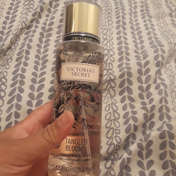Photo of Victoria's Secret Untamed Tangled Blooms Fragrance Mist uploaded by yolimar s.