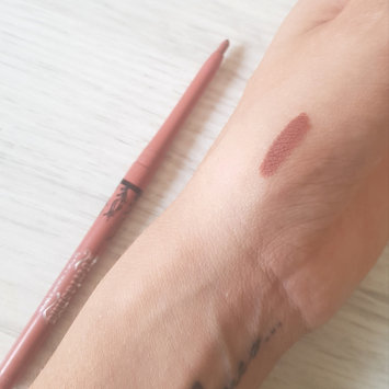 Photo of Kat Von D Everlasting Lip Liner uploaded by Chloe w.