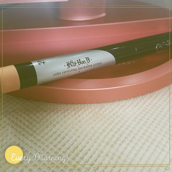 Photo of Kat Von D Lock-it Color Correcting Eyeshadow Primer uploaded by Kajsa L.