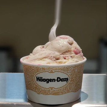 Photo of Haagen-Dazs Pistachio Ice Cream uploaded by Jennifer B.