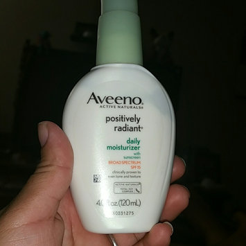 Photo of Aveeno® Positively Radiant Daily Moisturizer SPF 15 uploaded by Mariana R.