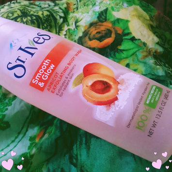 Photo of St. Ives Exfoliating Apricot Body Wash uploaded by Serana S.