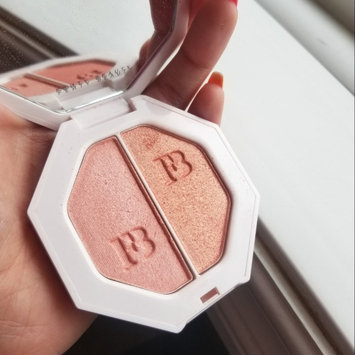 Photo of FENTY BEAUTY by Rihanna Killawatt Freestyle Highlighter uploaded by Carlyn K.