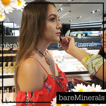 Photo of bareMinerals Blemish Rescue Skin-Clearing Loose Powder Foundation uploaded by Marivi S.