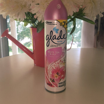 Photo of Glade White Tea & Lily Room Spray uploaded by Michelle G.