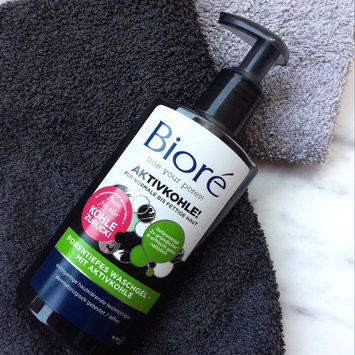 Photo of Bioré Deep Pore Charcoal Cleanser uploaded by Jovana N.