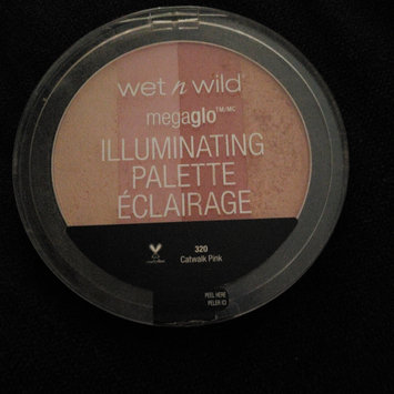 Photo of wet n wild MegaGlo Illuminating Powder uploaded by Maria B.