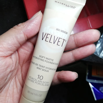 Photo of Maybelline Dream Velvet™ Foundation uploaded by Daffodils M.