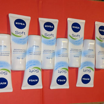 Photo of NIVEA Refreshingly Soft Moisturizing Cream uploaded by Kayleigh K.