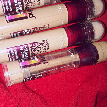 Photo of Maybelline Instant Age Rewind® Eraser Dark Circles Treatment Concealer uploaded by Paola C.