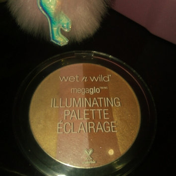 Photo of wet n wild MegaGlo Illuminating Powder uploaded by Lily E.