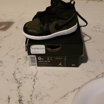 Photo of Nike uploaded by Veronica V.