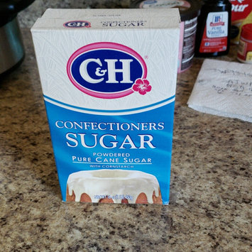 Photo of C&H Pure Cane Sugar Confectioners Powdered 1 lb Box uploaded by Fiona A.