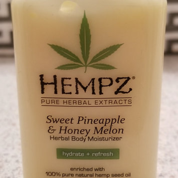 Photo of Hempz Sweet Pineapple & Honey Melon Moisturizer uploaded by Tracie o.