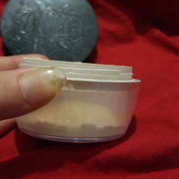 Photo of Kat Von D Lock-it Setting Powder uploaded by Heather H.