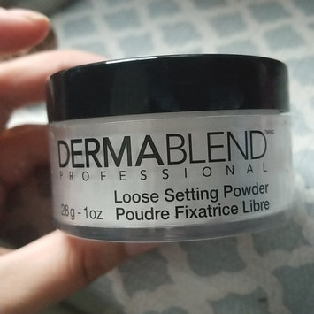 Photo of Dermablend Banana Powder Illuminating Loose Setting Powder uploaded by Monica p.