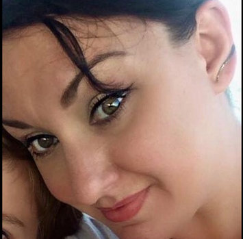 Photo of Estée Lauder Double Wear Stay-in-Place Flawless Wear Concealer uploaded by Dawn B.