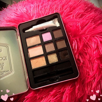 Photo of Hard Candy Look Pro! Tin Smokey Eyes Smokey Eyeshadow Palette uploaded by Chloe M.