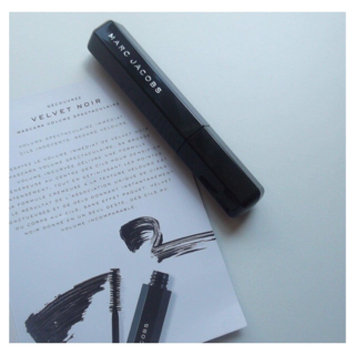 Photo of MARC JACOBS BEAUTY Velvet Noir Major Volume Mascara uploaded by ➶ I.