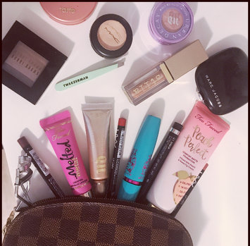 Photo uploaded to #MyMakeupBag by Thalia H.
