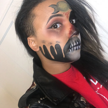 Photo uploaded to #HalloWIN by Amaris U.