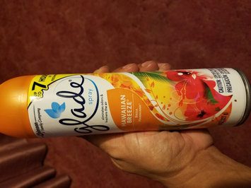 Photo of Glade Hawaiian Breeze Room Spray uploaded by Tee C.