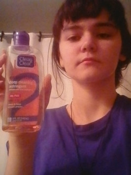 Photo of Clean & Clear® Essentials Deep Cleaning Astringent uploaded by Lisa T.