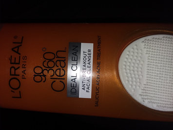 Photo of L'Oréal Paris Go 360 Clean Facial Cleanser uploaded by Angela M.