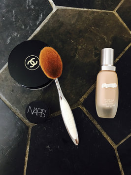 Photo of LA MER The Soft Fluid Long Wear Foundation Broad Spectrum SPF 20 uploaded by Stephen B.