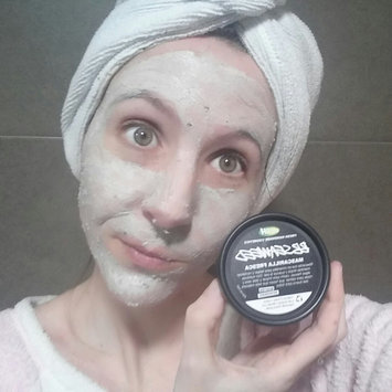 Photo of LUSH BB Seaweed Fresh Face Mask uploaded by Johana G.