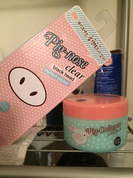 Photo of Holika Holika - Pig Collagen Jelly Pack - Sleeping Pack - Facial Care uploaded by Flora M.