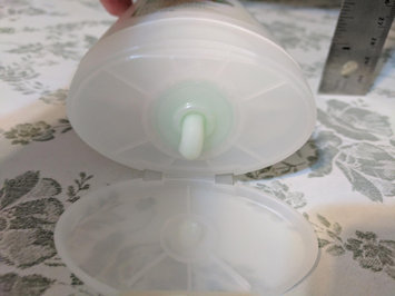 Photo of Dove Nourishing Rituals Cool Moisture Conditioner uploaded by Lorna W.