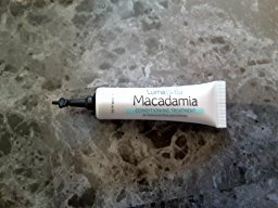 Photo of LumaBella Macadamia 4 Pack Conditioning Treatment uploaded by Angie H.