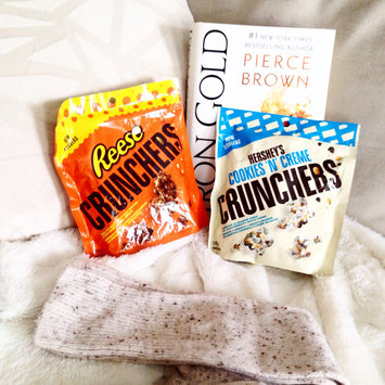 Photo of Hershey's Cookies 'n' Creme Crunchers uploaded by Amna P.