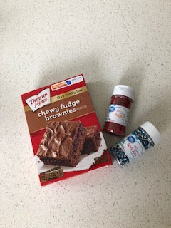 Photo of Duncan Hines Extra Thick & Fudgy Brownie Mix Chewy Fudge Family Size uploaded by Natalie H.