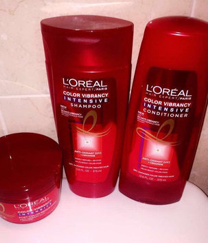 Photo of L'Oréal Paris Hair Expert Color Vibrancy Intensive Conditioner uploaded by Taylor W.