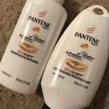 Photo of Pantene Pro-V Daily Moisture Renewal Shampoo uploaded by Stacy S.