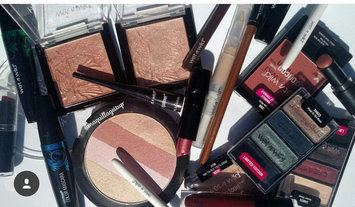 Photo of wet n wild Illumi-Naughty Highlighting and Concealing Pen uploaded by Soli R.