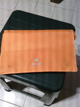 Photo of Shany Cosmetics Shany NY Collection 22-piece Goat and Sable Makeup Brush Kit uploaded by Gabriela M.