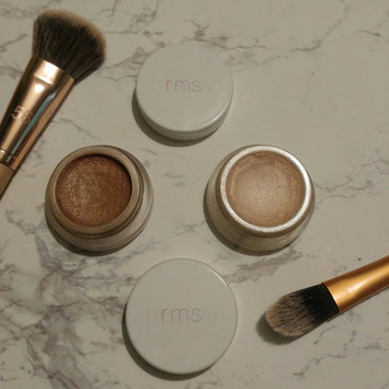 Photo of RMS Beauty Magic Luminizer uploaded by Mika M.