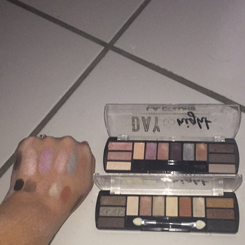 Photo of L.A. Colors Day to Night 12 Color Eyeshadow uploaded by Maria Eugenia L.