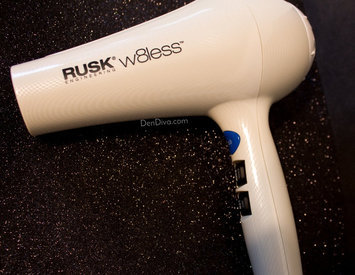 Photo of Rusk W8less Professional Lightweight Ceramic Tourmaline Hair Dryer, 2000 Watt uploaded by Madhu D.