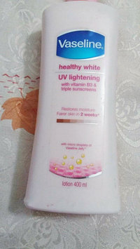 Photo of Vaseline Healthy White Lightening Visible Fairness Lotion uploaded by Pavethra R.