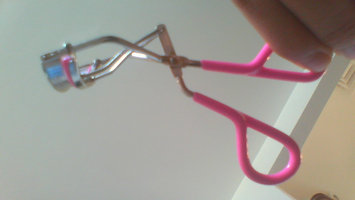 Photo of Tweezerman Great Grip Eyelash Curler uploaded by C L.