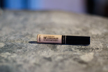 Photo of The SAEM Cover Perfection Tip Concealer #1 Clear Beige uploaded by Tess S.