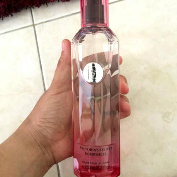 Photo of Victoria's Secret Bombshell Fragrance Mist uploaded by Katheleen :.