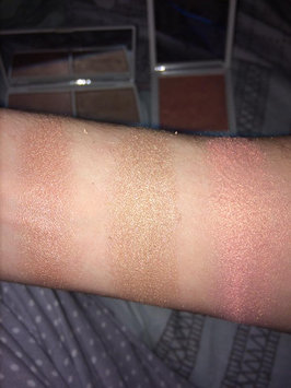 Photo of Jessica Liebeskind Illuminating Face Highlighter uploaded by Riley W.