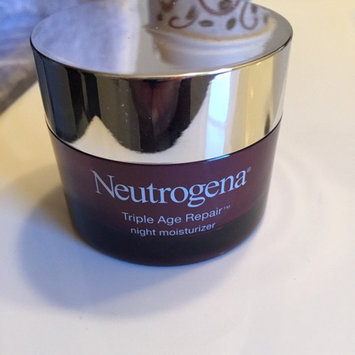 Photo of Neutrogena® Triple Age Repair Night Moisturizer uploaded by Tara s.