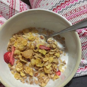 Photo of Post Foods, LLC HNY BNCH OAT STRWBRY 16.5OZ uploaded by Christy C.